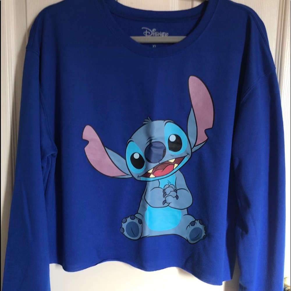 Stitch Disney xl sweatshirt. Super cute! NWOT